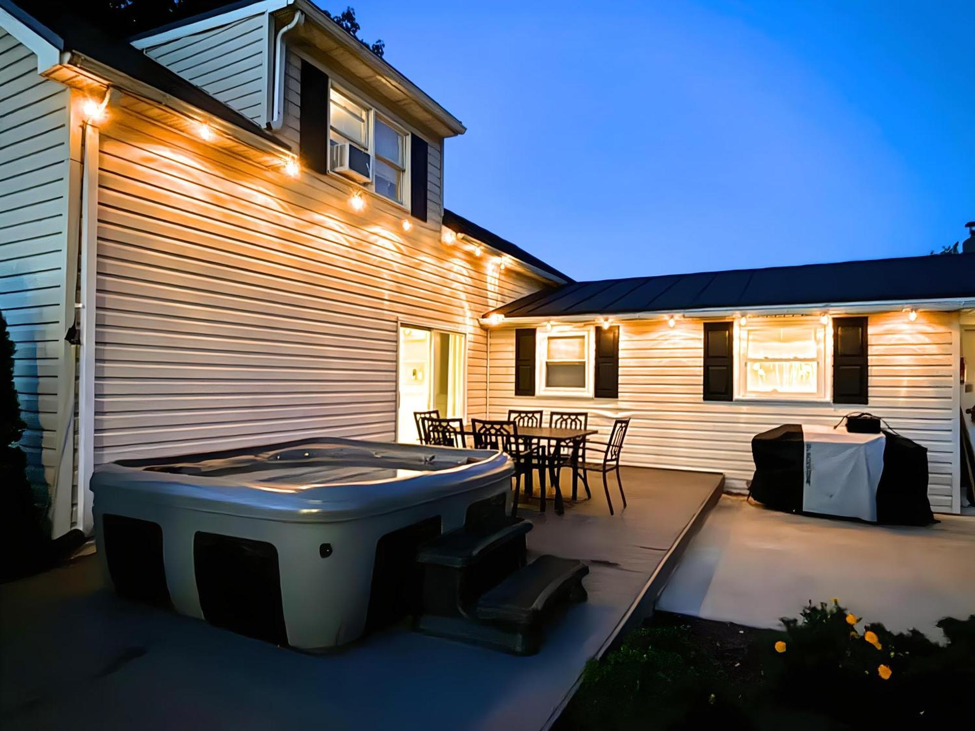 Nature Haven Pond,pool And Hot Tub Holiday home *