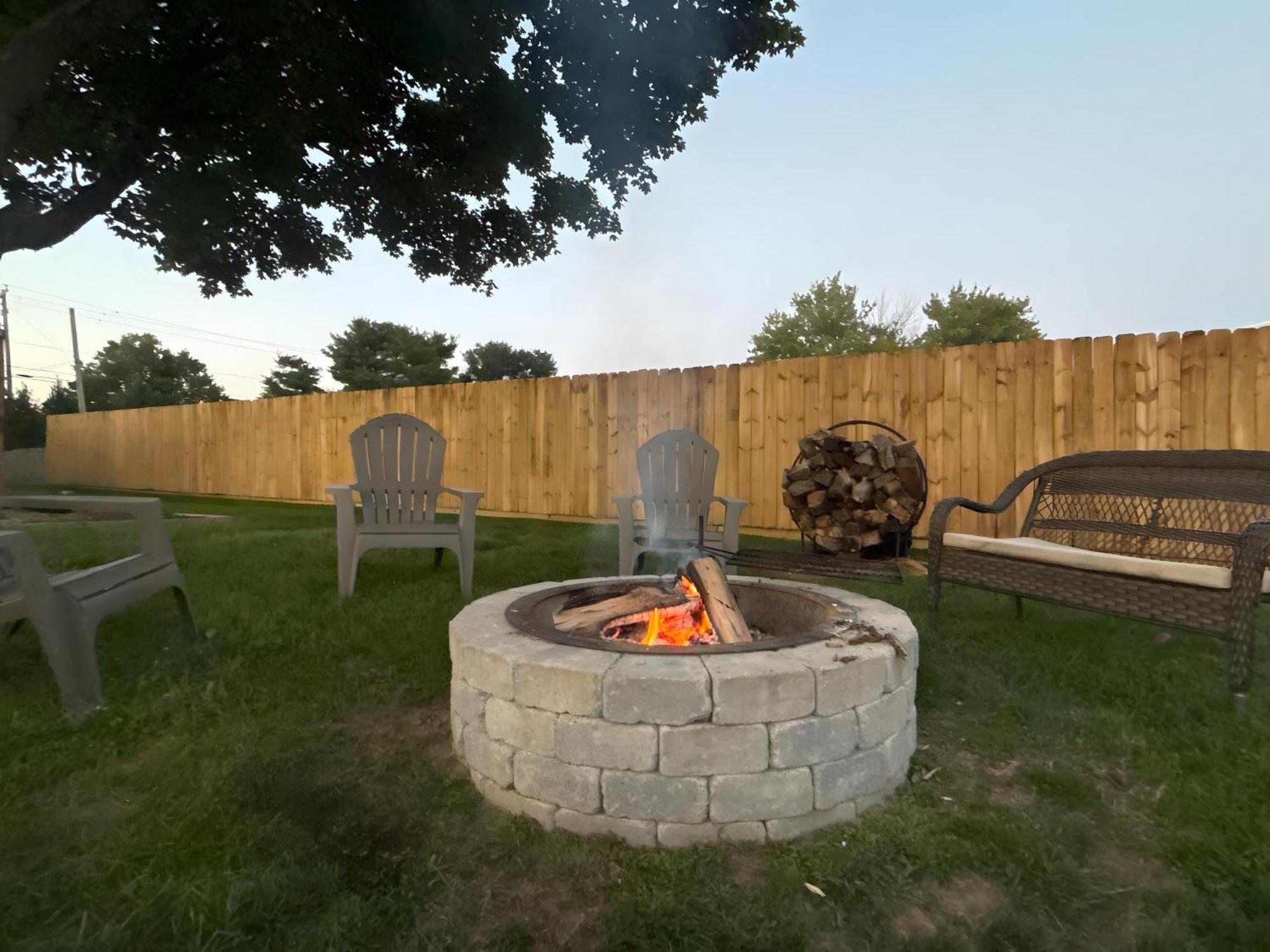 Nature Haven Pond,pool And Hot Tub Myerstown
